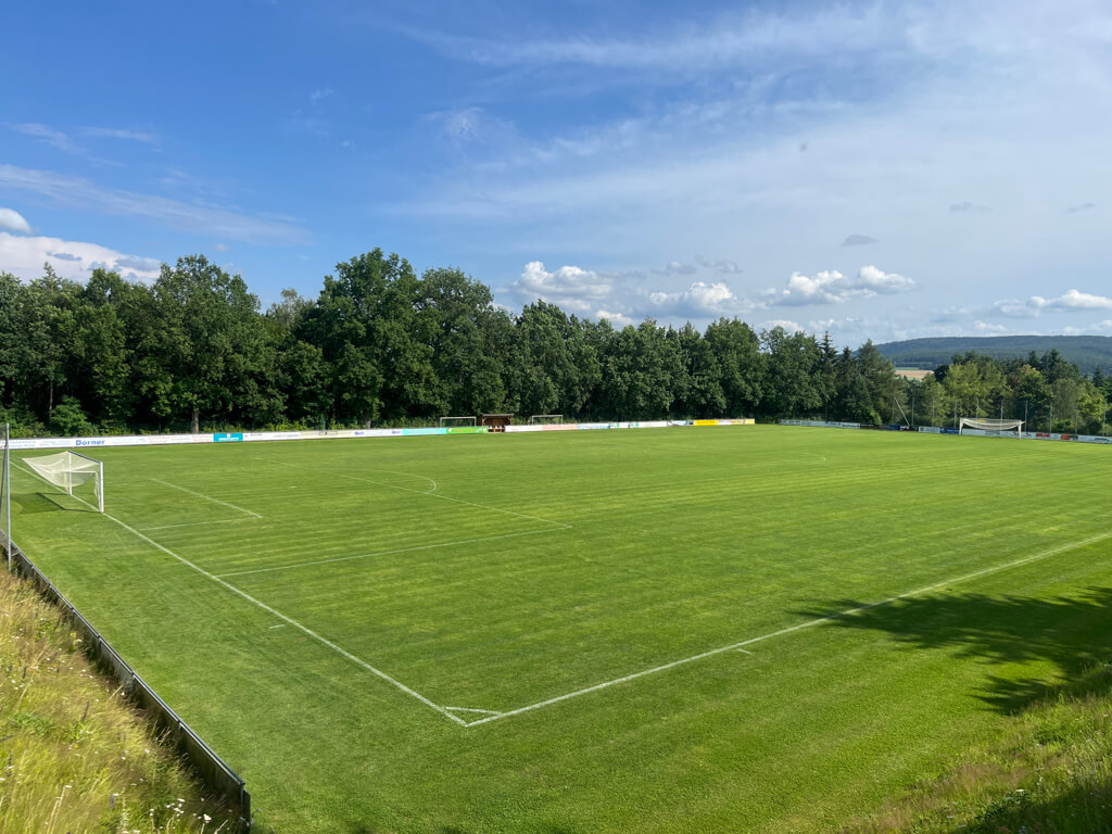 Bild Schnaittenbach_Fussballplatz